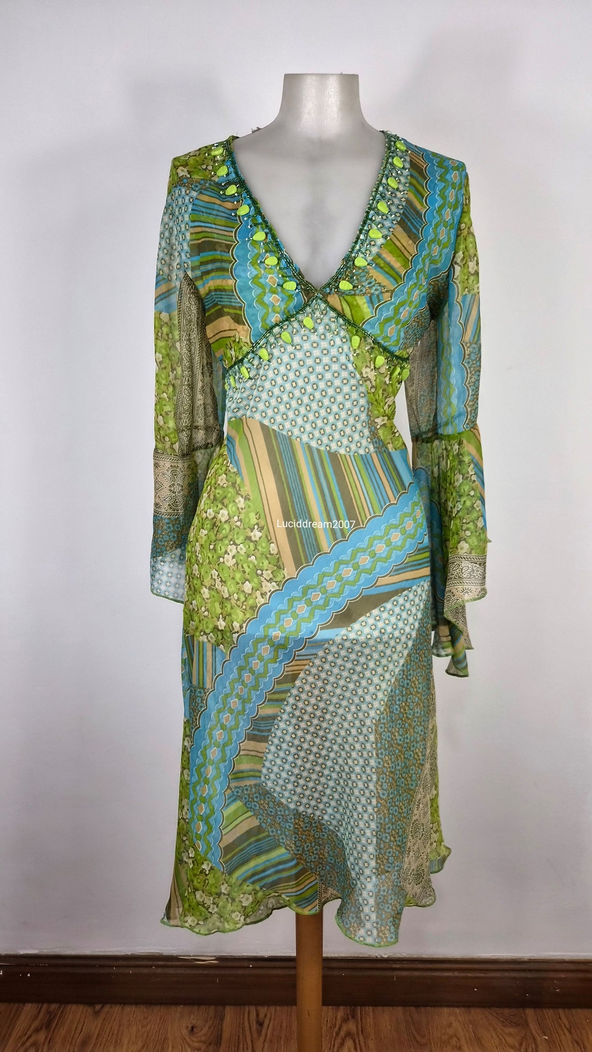 Robe de plage tons verts