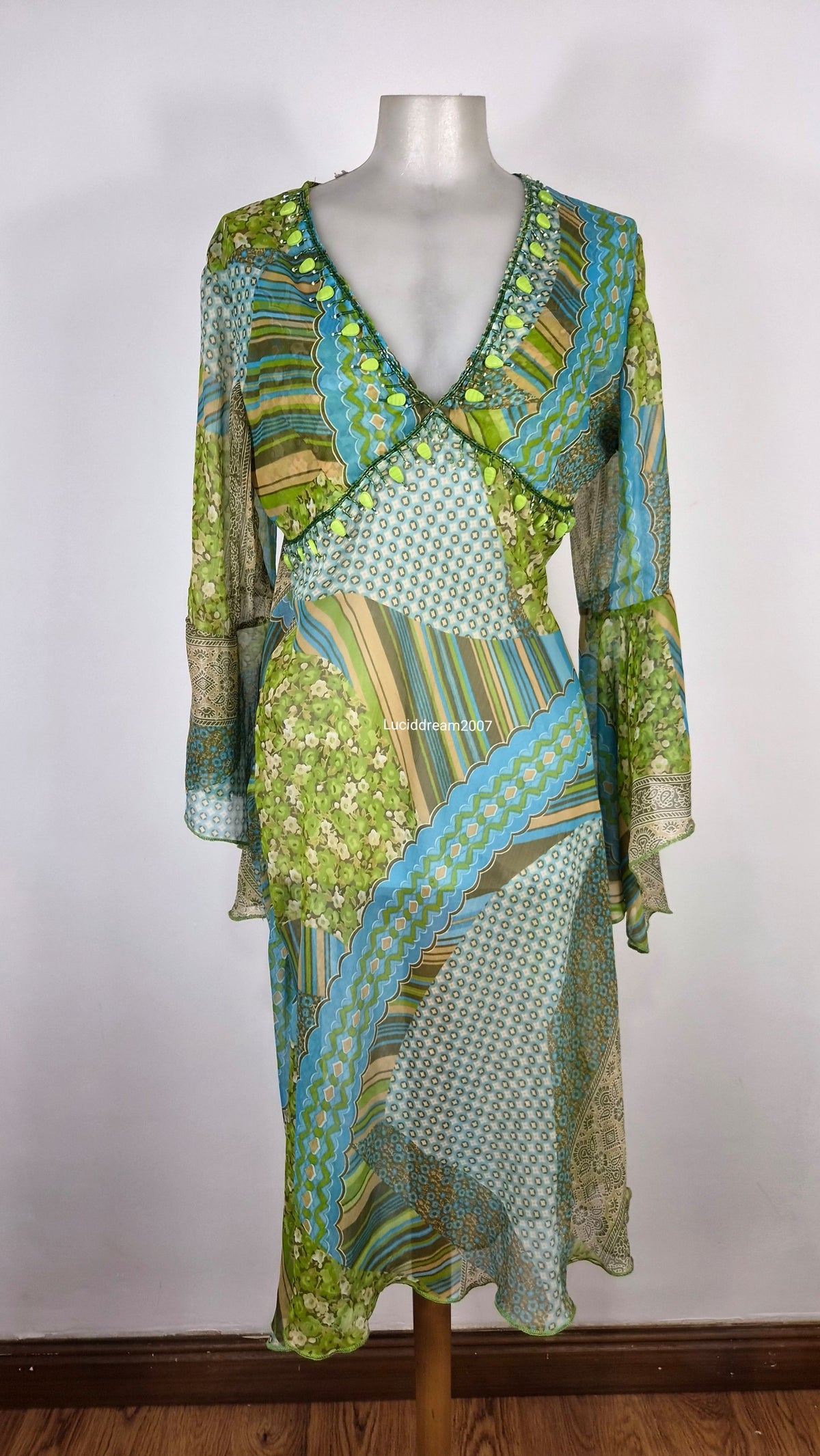 Robe de plage tons verts