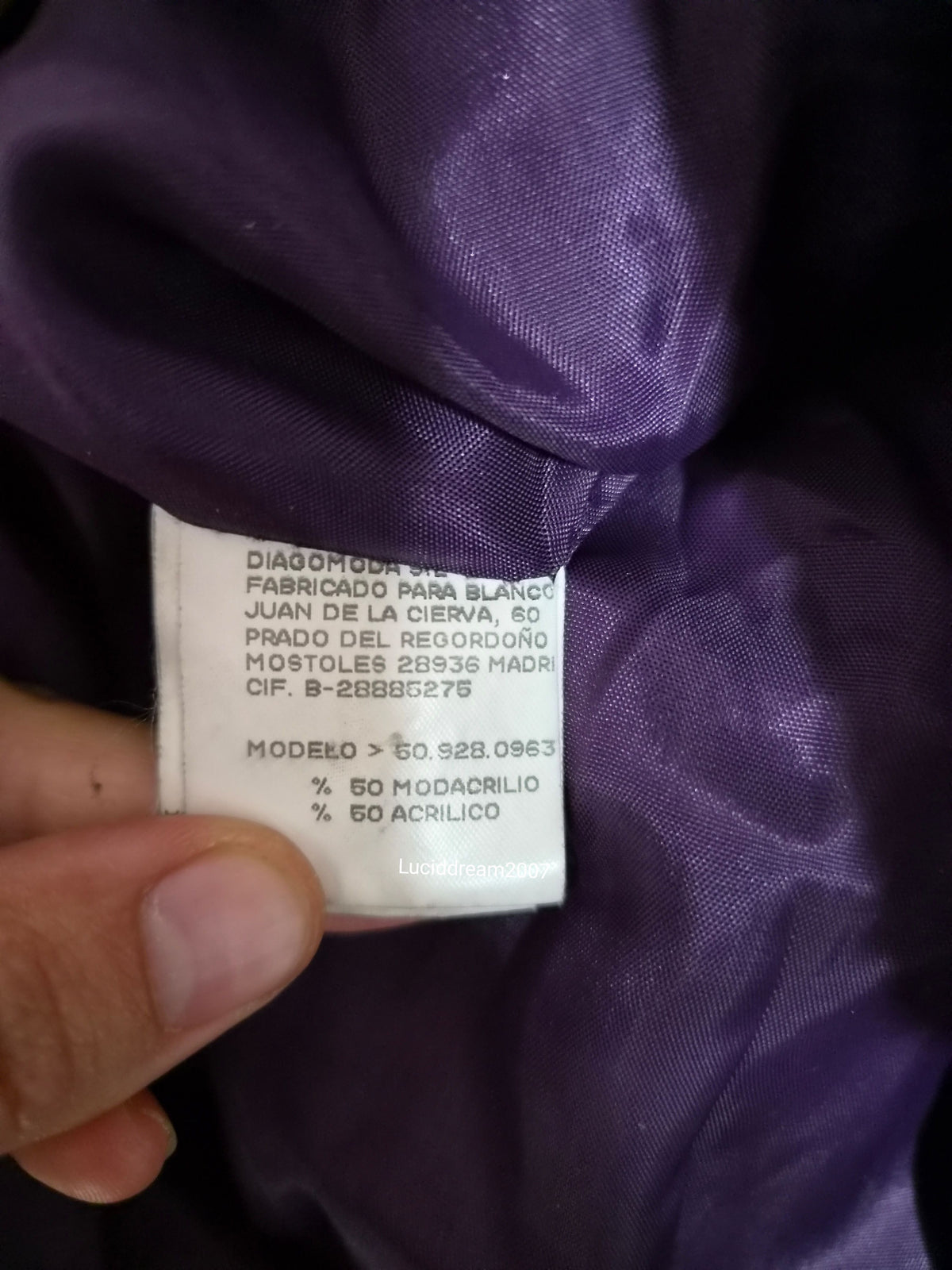 Manteau en fausse fourrure violet