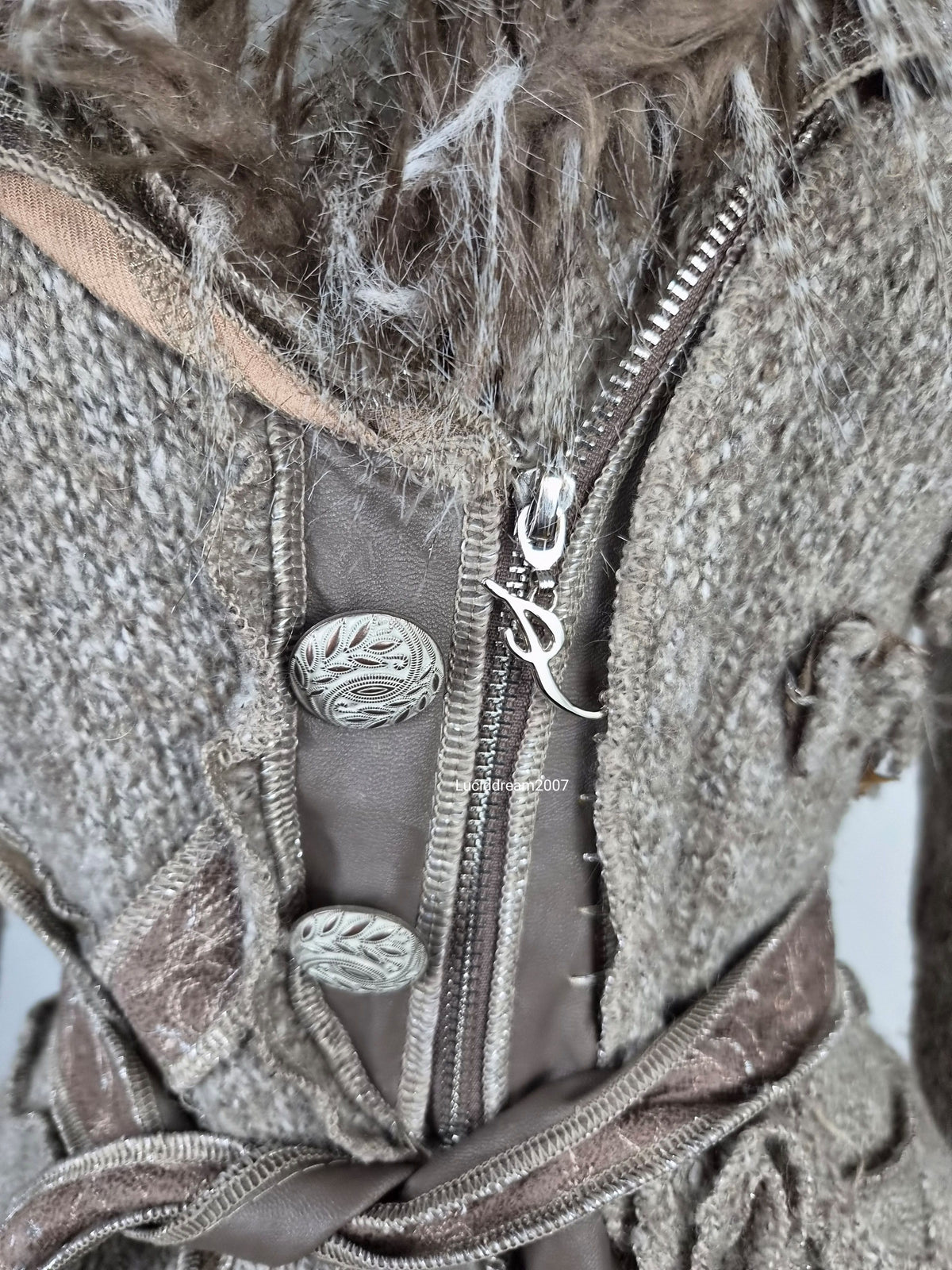 Veste effet patchwork col fausse fourrure