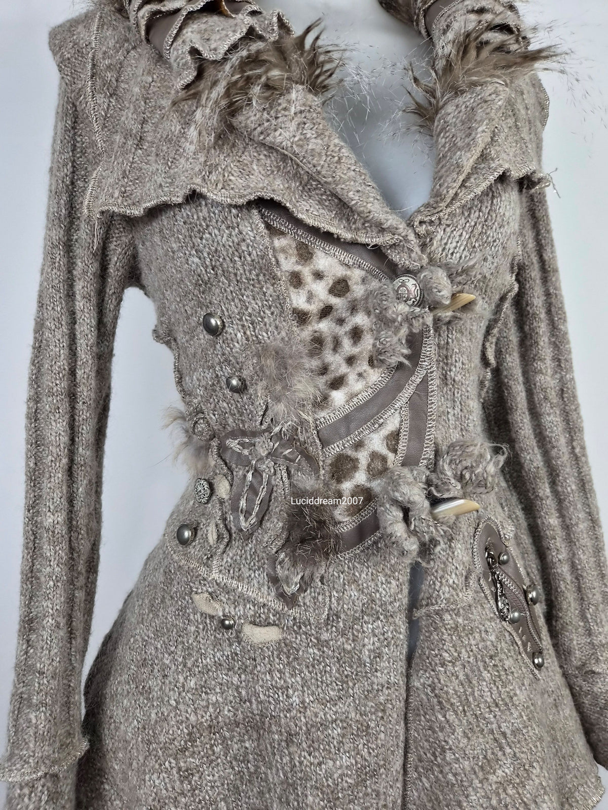 Veste taupe col fausse fourure