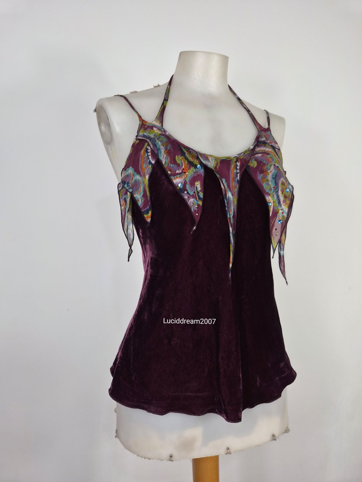 Haut en velours et soie aubergine