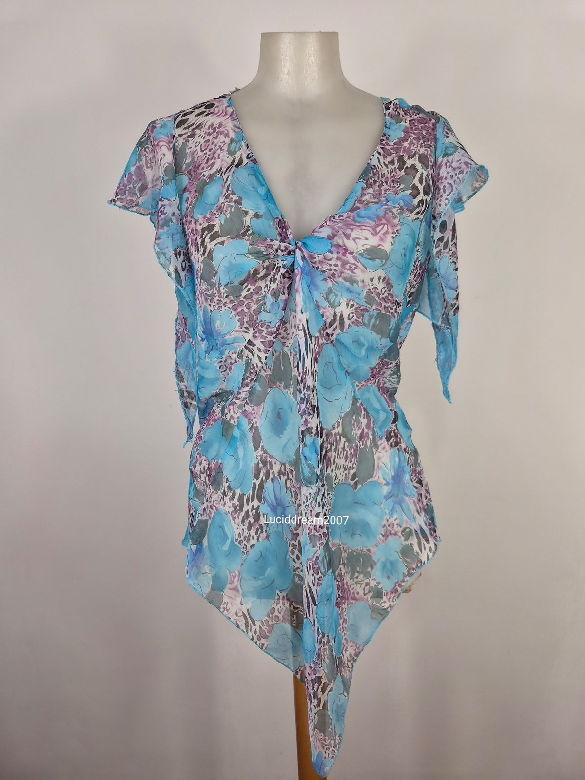 Haut en voile bleu motif floral