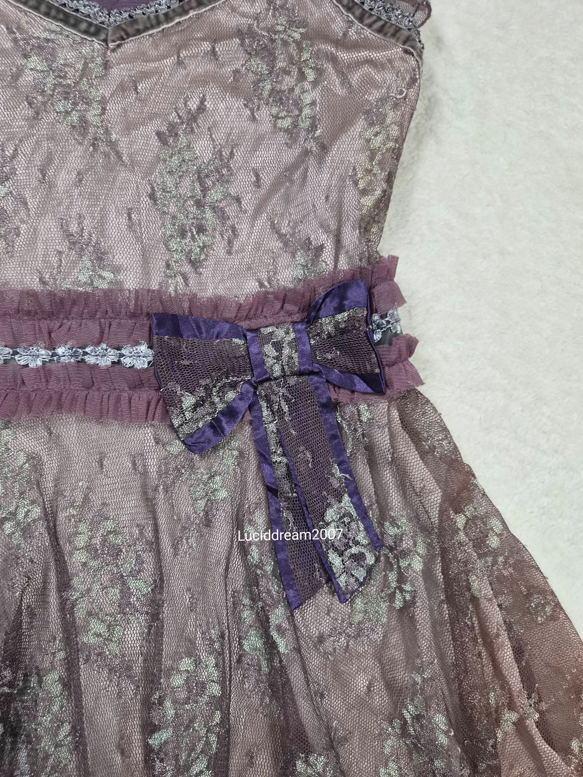 Haut en voile et dentelle tons violet