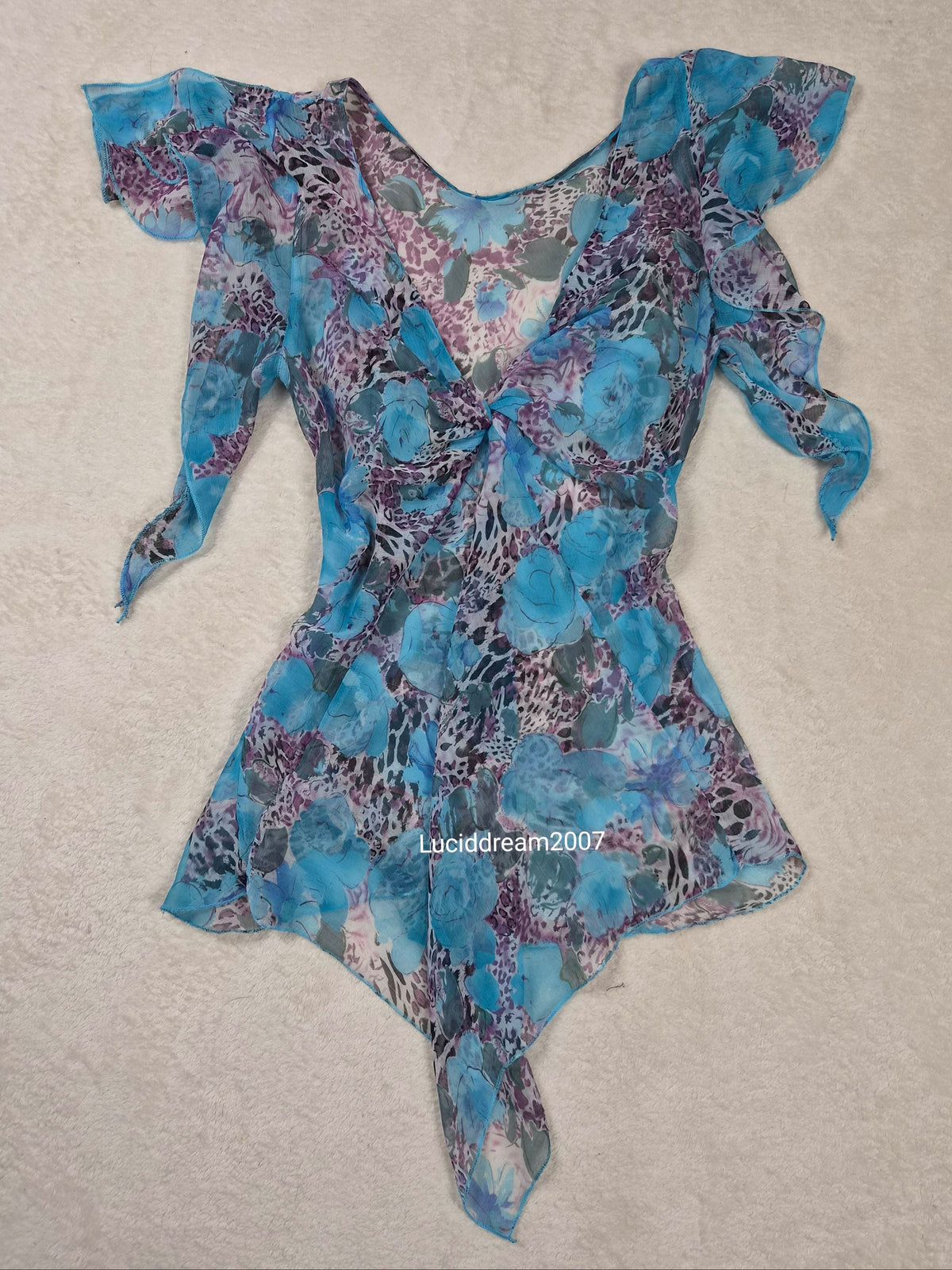 Haut en voile bleu motif floral