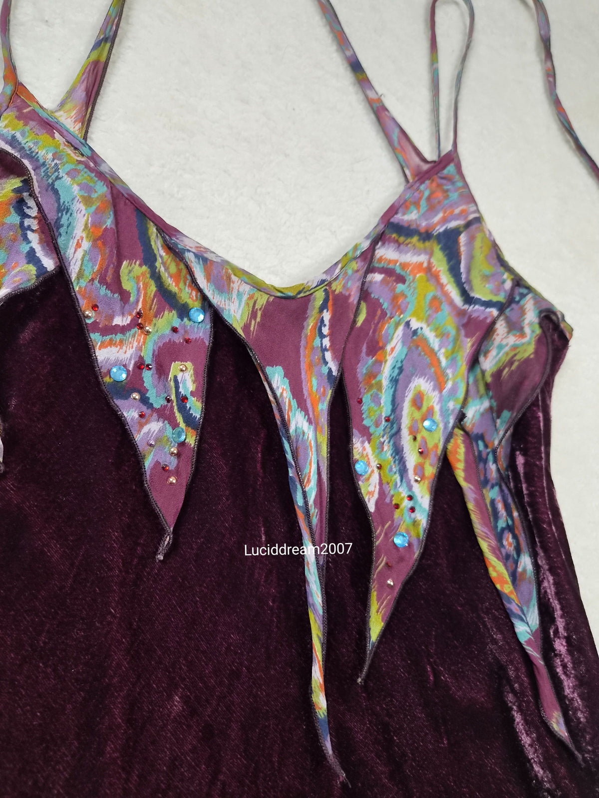 Haut en velours et soie aubergine