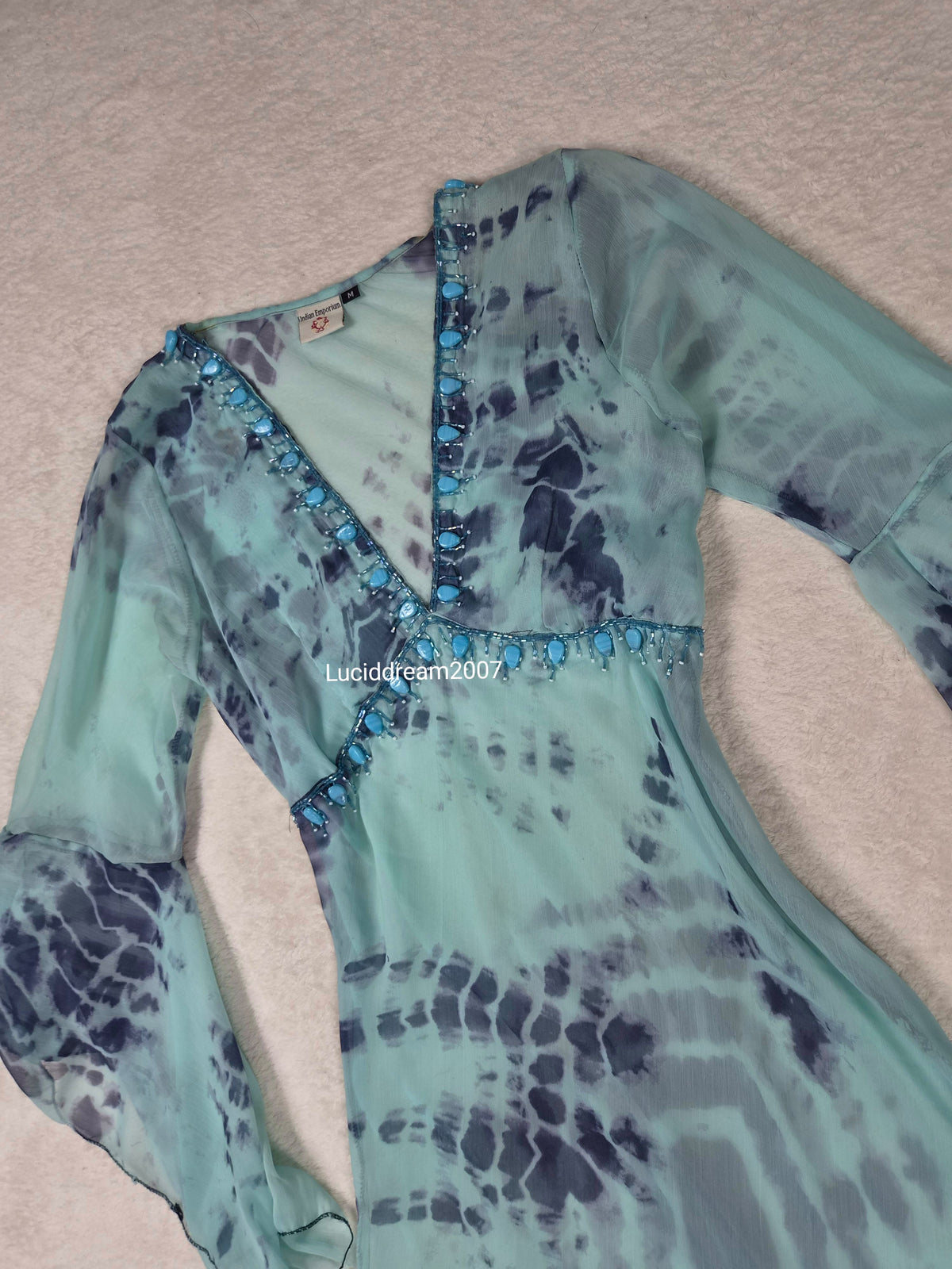 Robe de plage en voile bleue