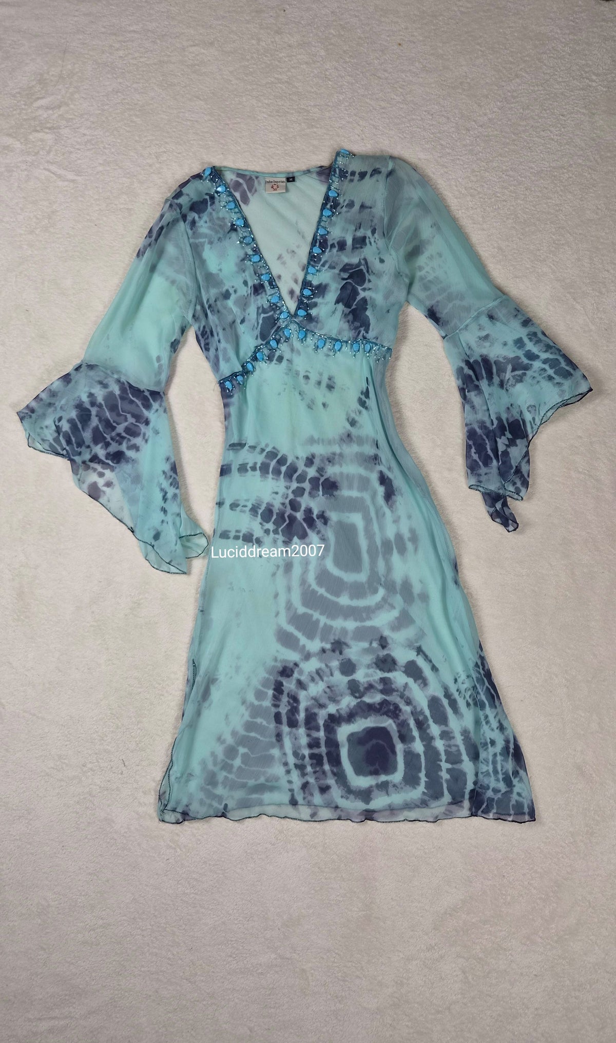 Robe de plage en voile bleue