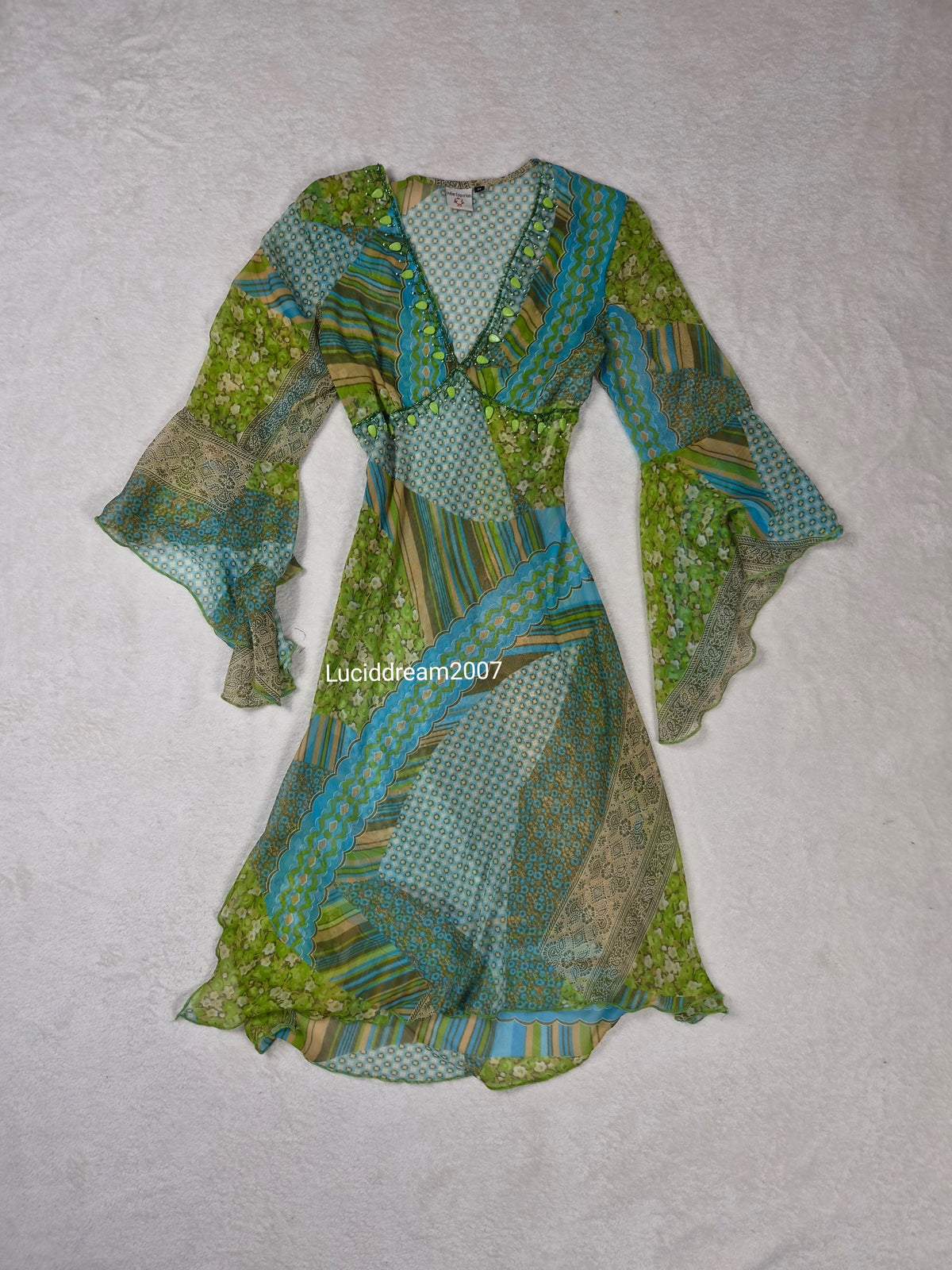 Robe de plage tons verts
