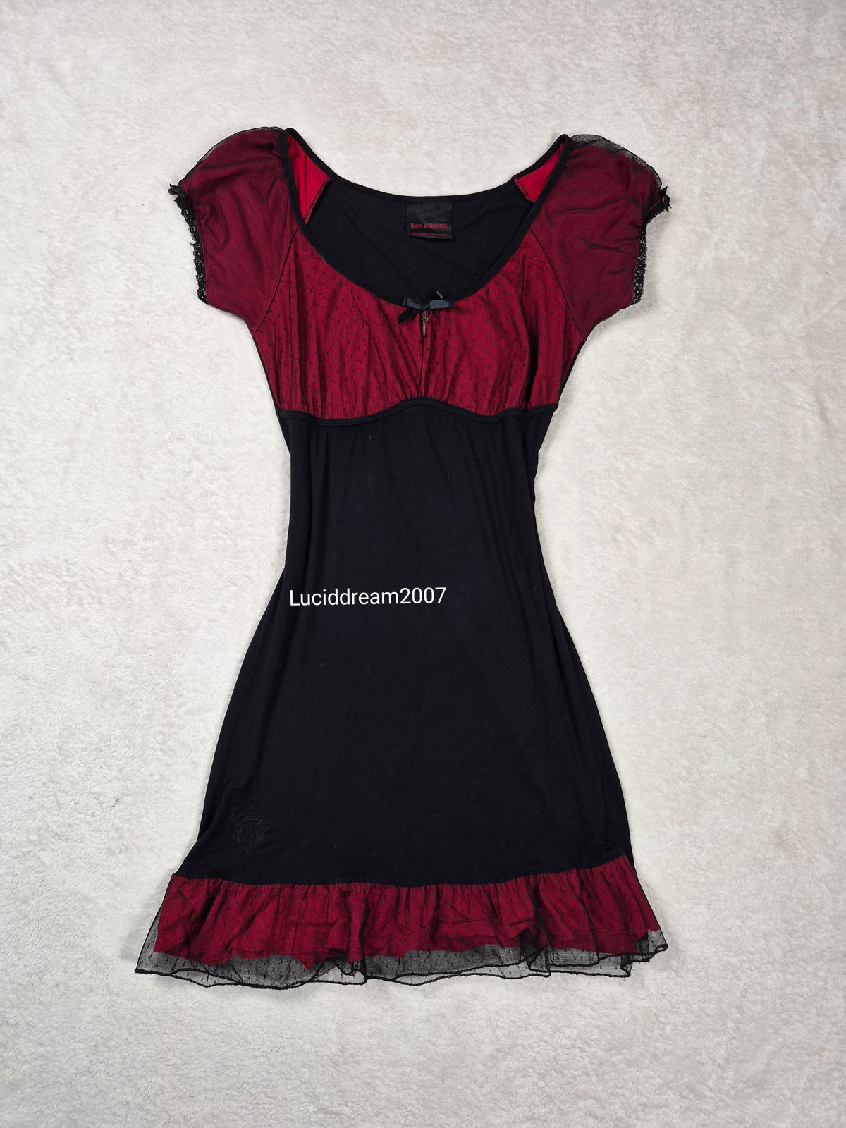 Robe noire et rouge Queen of Darkness