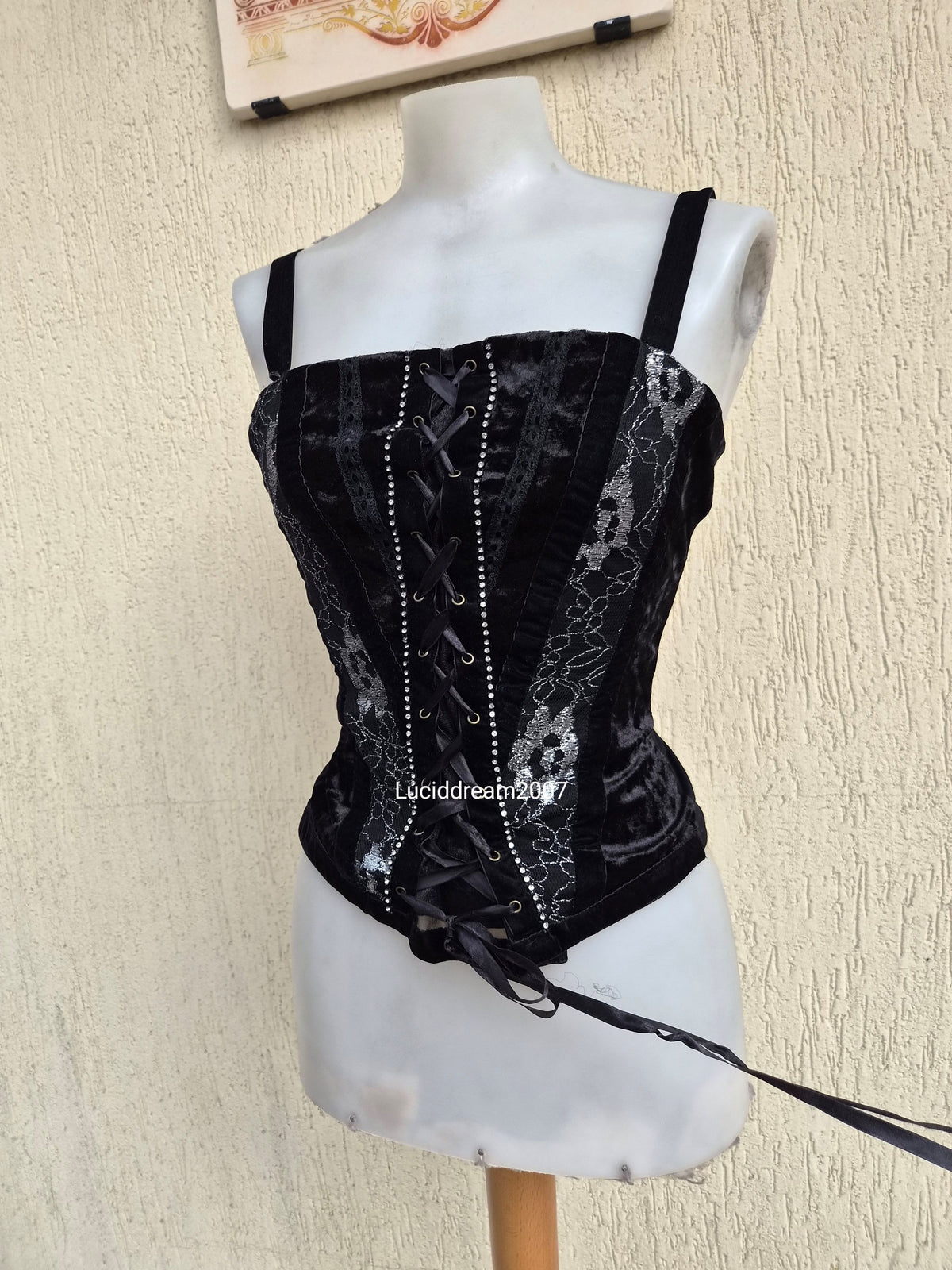 Haut esprit corset noir en velours