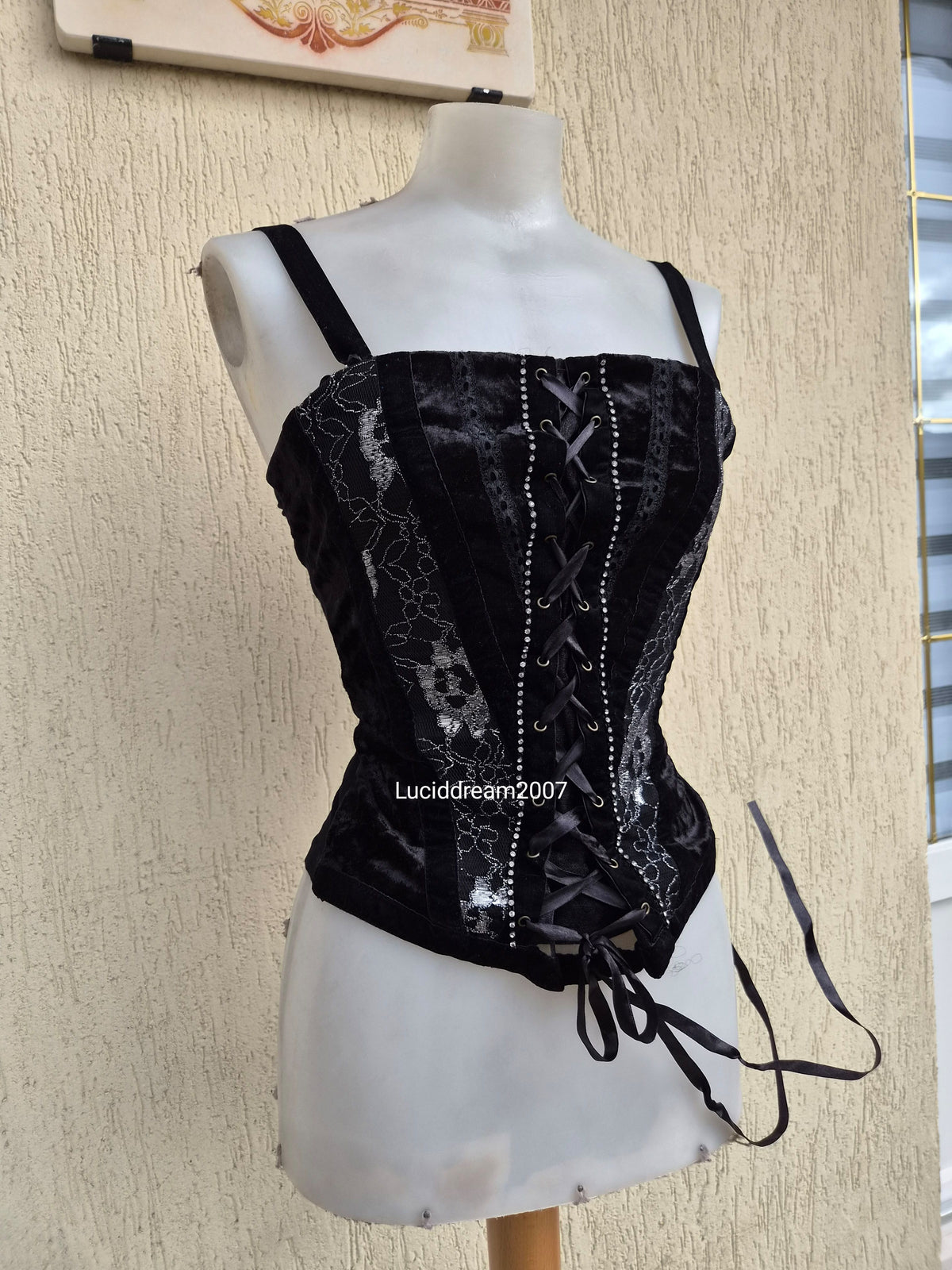 Haut esprit corset noir en velours