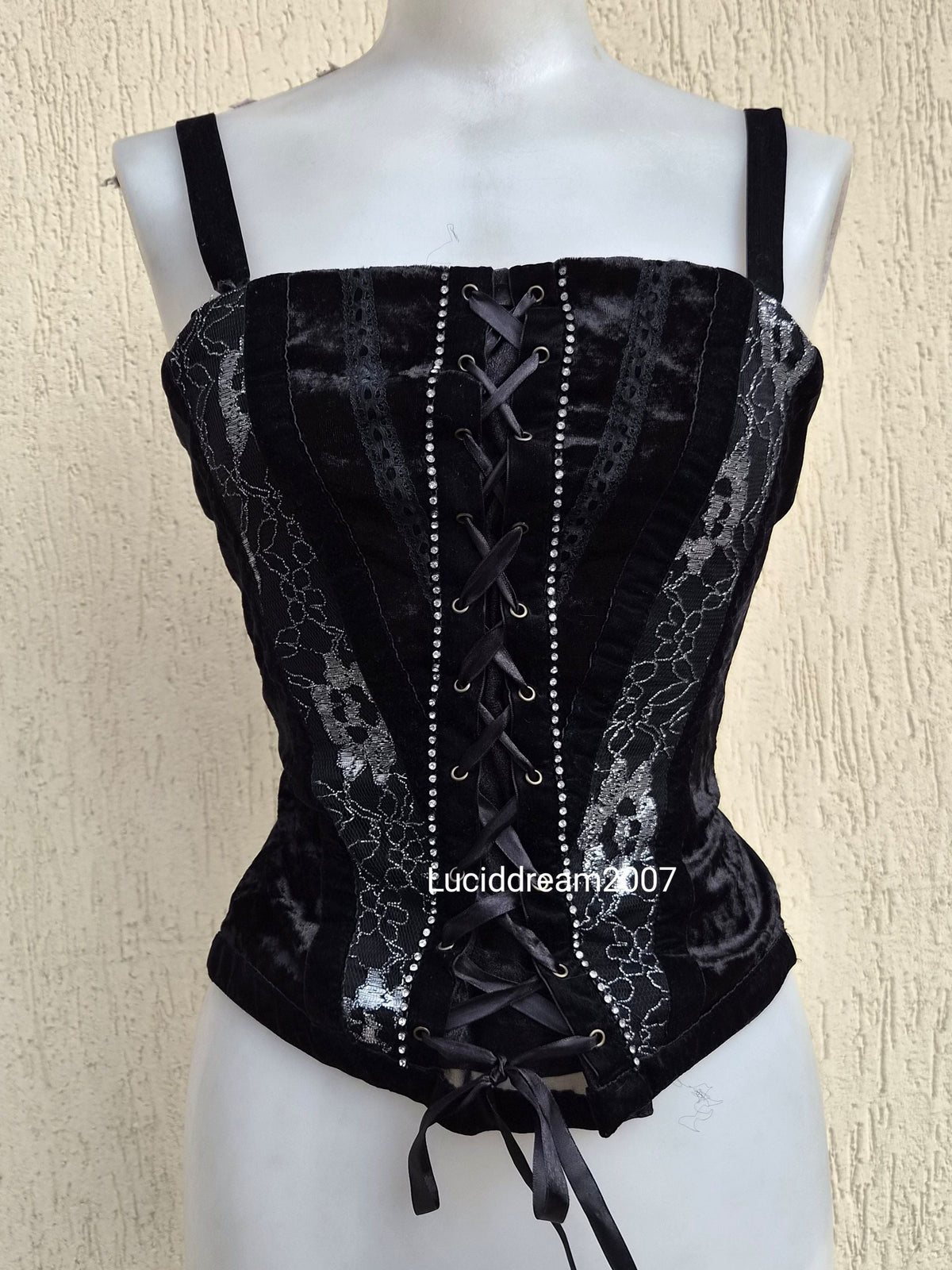 Haut esprit corset noir en velours
