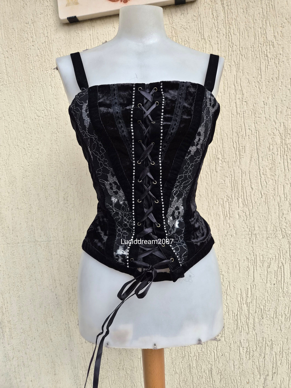 Haut esprit corset noir en velours