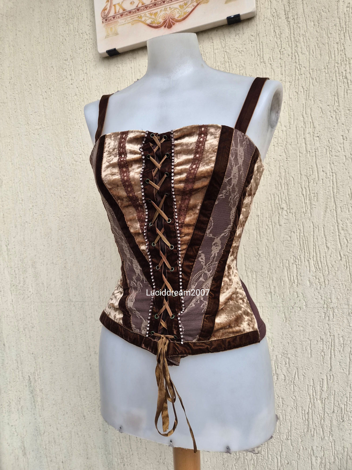 Haut esprit corset tons marron et doré