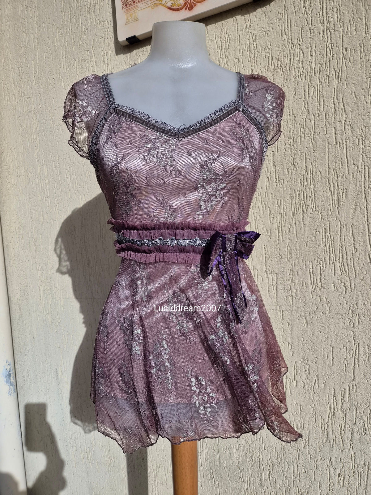 Haut en voile et dentelle tons violet