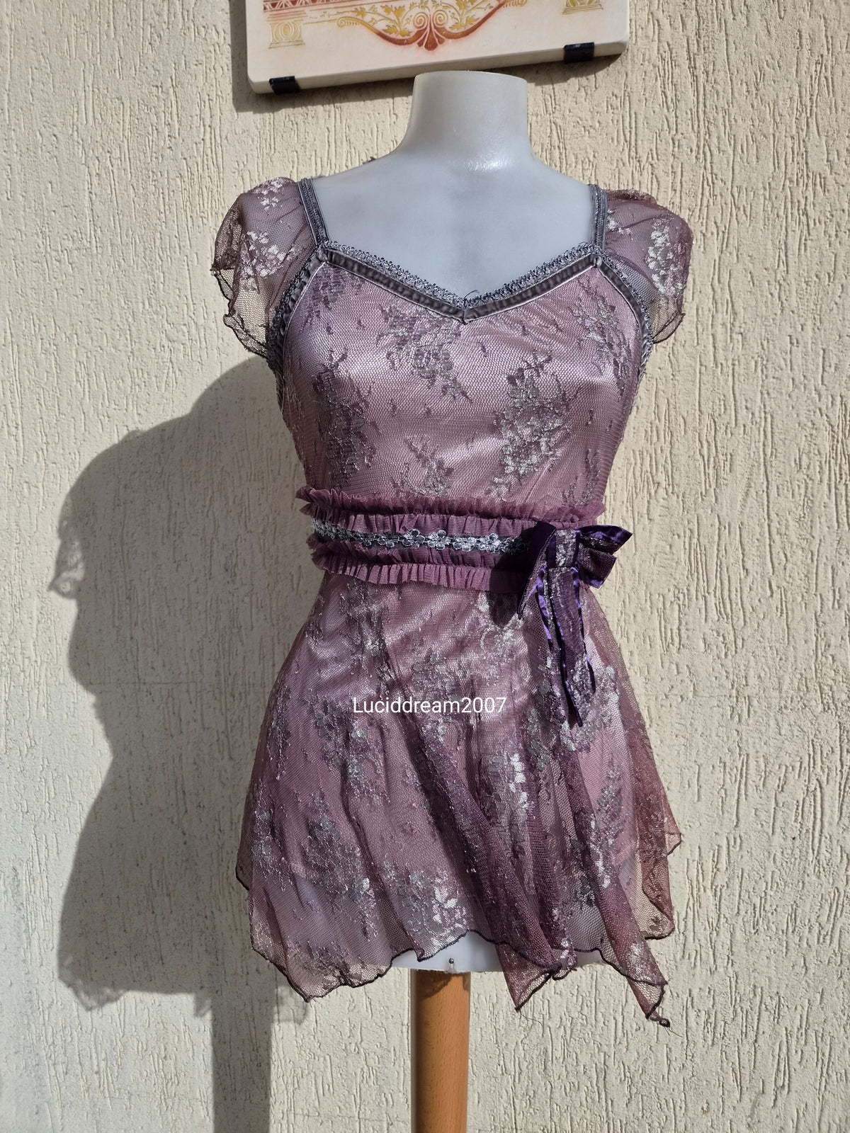 Haut en voile et dentelle tons violet