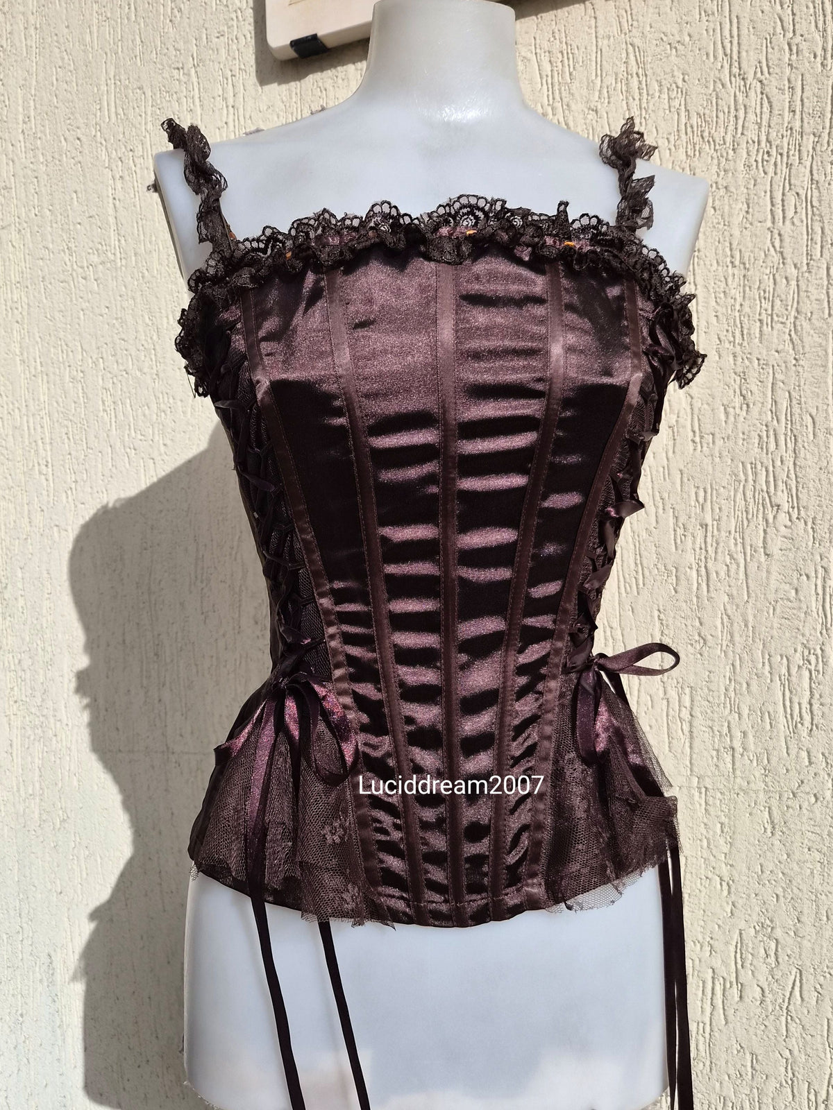 Haut esprit corset satiné marron