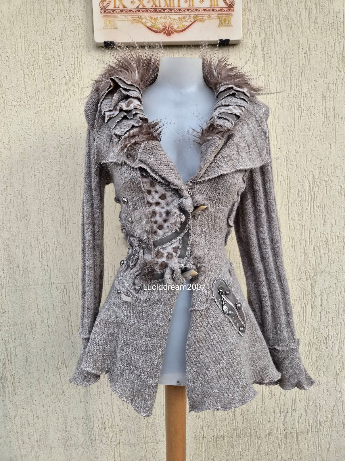 Veste taupe col fausse fourure
