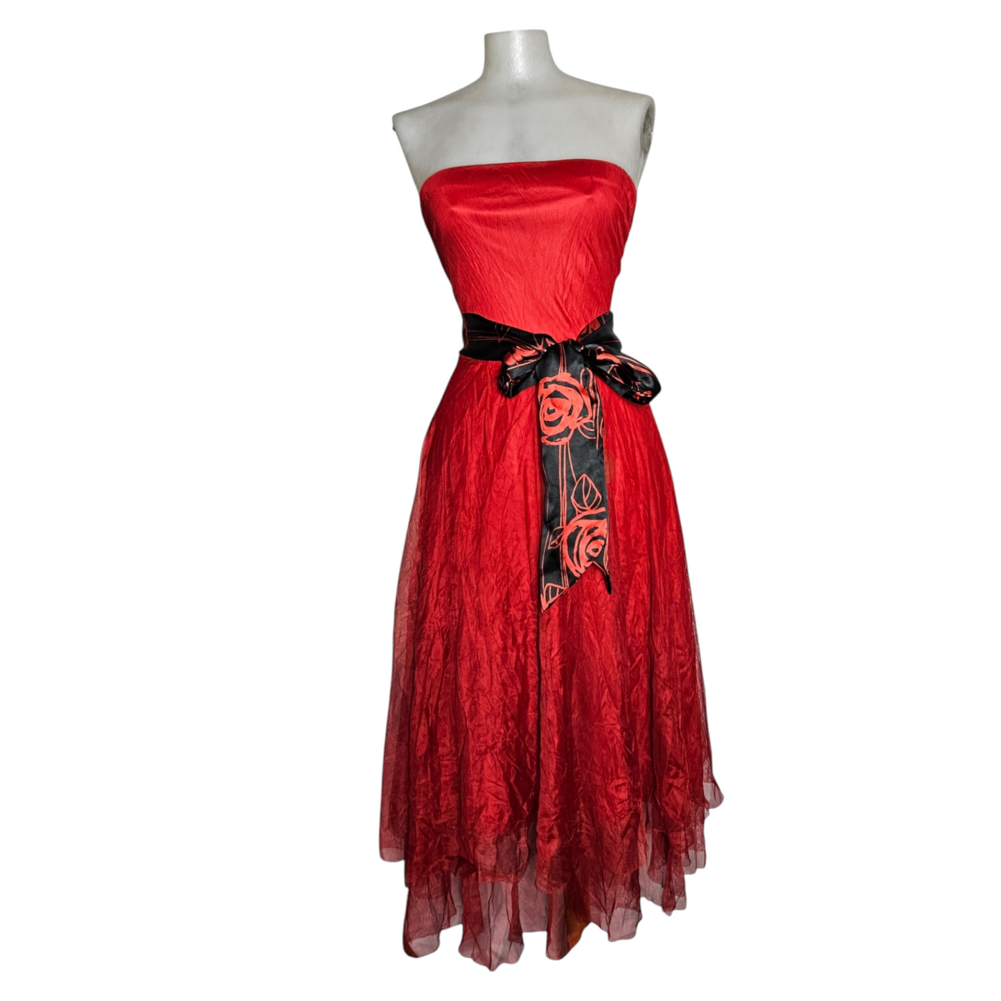 Strapless dress in fine mesh