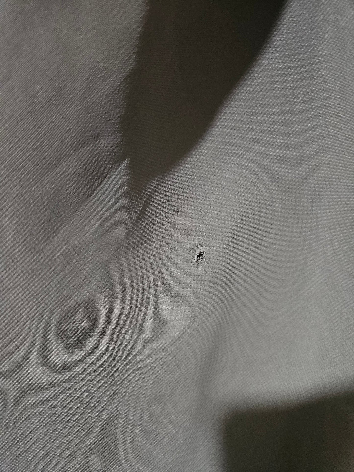 Vestido bordado en tonos verdes y marrones